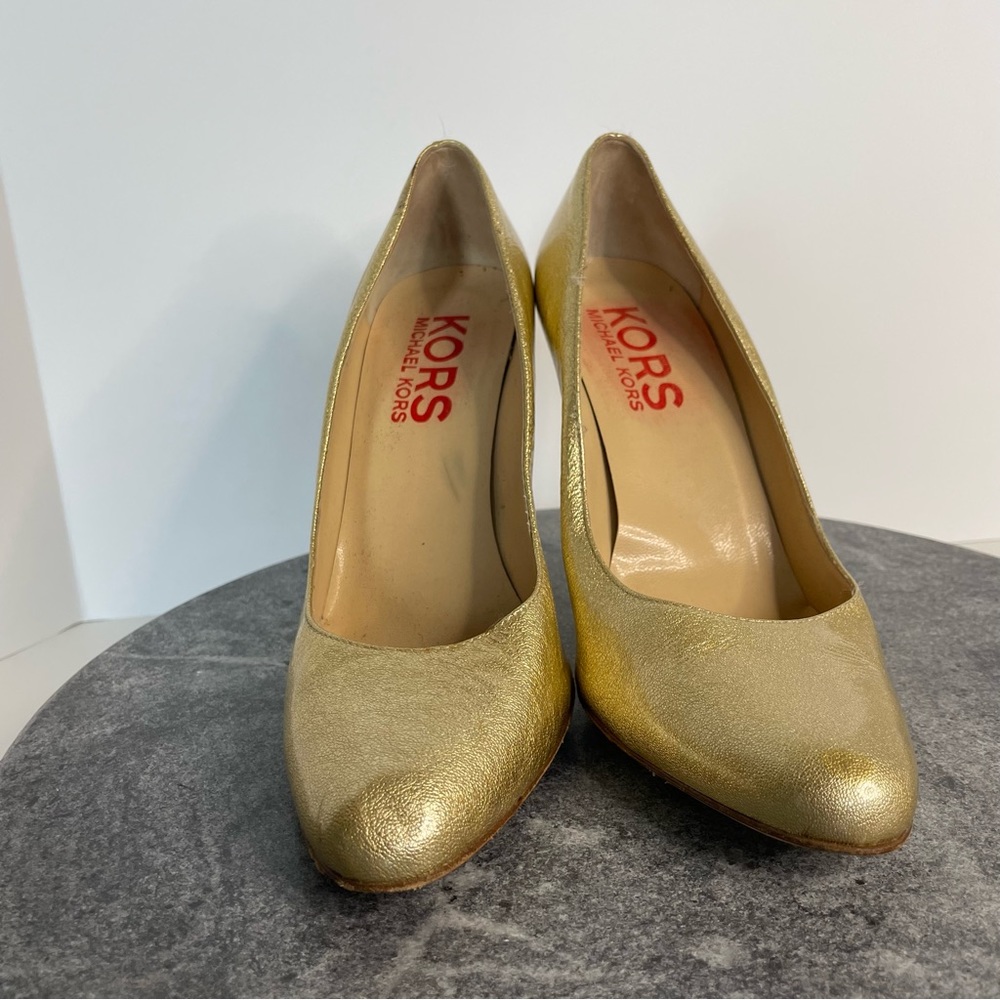 Michael Kors Italian Gold Metallic Heels 8 - Picture 2 of 10